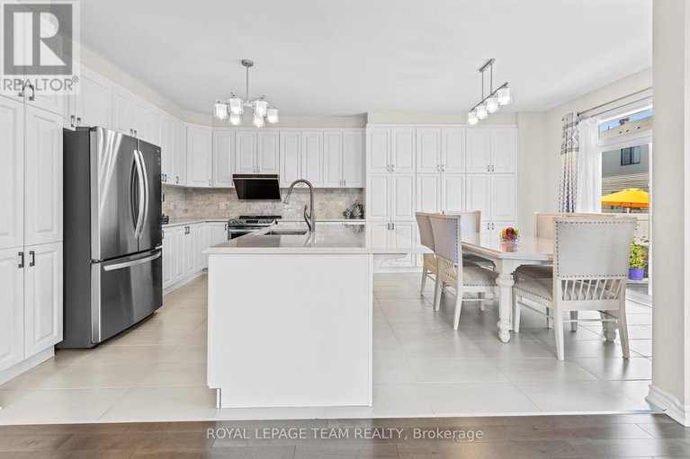 28616419/526-alcor-terrace/half-moon-bay/ottawa/ontario/K2J6N6_10