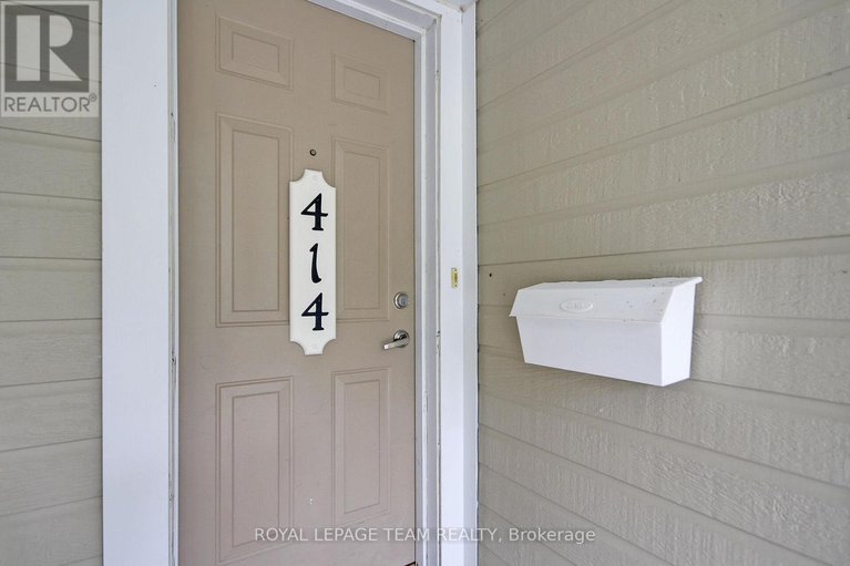 29094065/16-414-hillsboro-private/emerald-meadowstrailwest/ottawa/ontario/K2M3A8_34