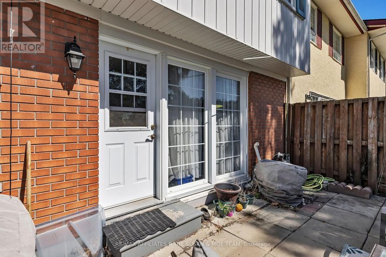 29682190/35-monterey-drive/leslie-park/ottawa/ontario/K2H7A9_37