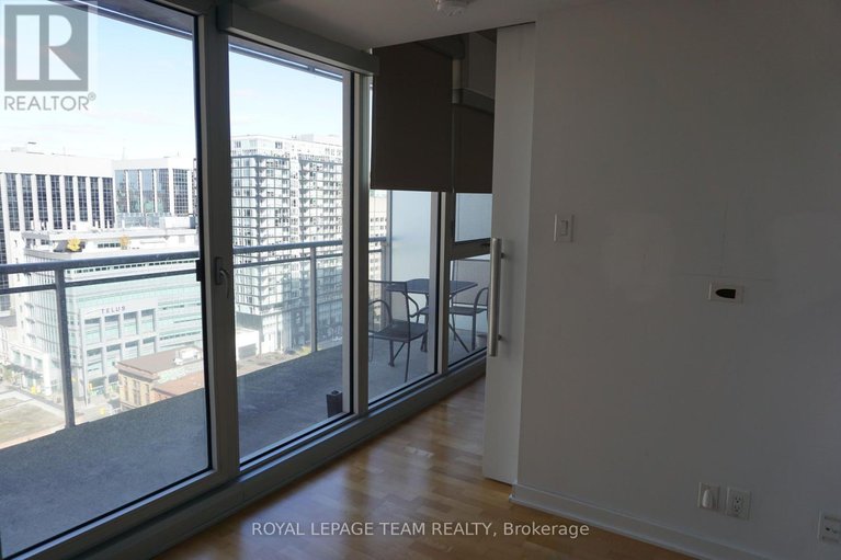 28498513/1604-324-laurier-avenue/ottawa-centre/ottawa/ontario/K1P0A4_18