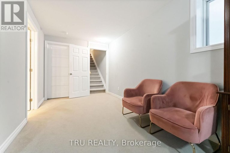 29458298/4031-kelly-farm-drive/blossom-parkkemp-parkfindlay-creek/ottawa/ontario/K1T0R6_40