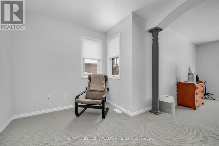 29392519/2351-glandriel-crescent/springridgeeast-village/ottawa/ontario/K4A4S8_24