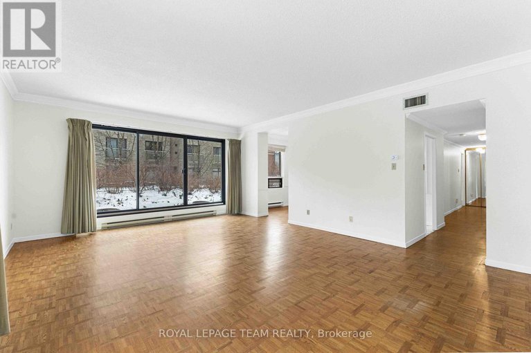 29180471/101-20-the-driveway-drive/ottawa-centregolden-triangle/ottawa/ontario/K2P1C8_9