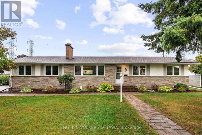 29413607/20-gary-avenue/manordale/ottawa/ontario/K2G3L3_1