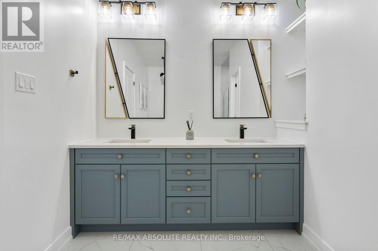 28974297/921-beckton-heights/stittsville-south/ottawa/ontario/K2S2X5_34