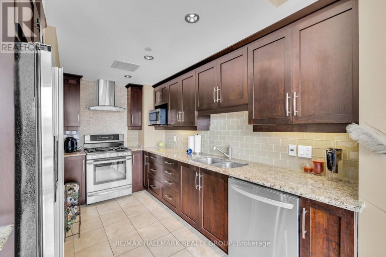 28466999/509-90-george-street/lower-townbyward-market/ottawa/ontario/K1N0A8_9