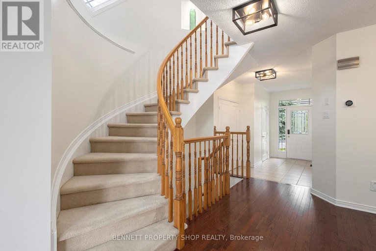 28650967/508-pepperville-crescent/emerald-meadowstrailwest/ottawa/ontario/K2M0E3_6