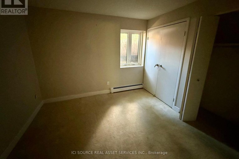28977582/8-blue-moon-private/manor-park/ottawa/ontario/K1K4K6_16