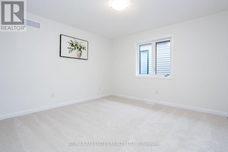 28880328/850-cappamore-drive/half-moon-bay/ottawa/ontario/K2C3H2_26