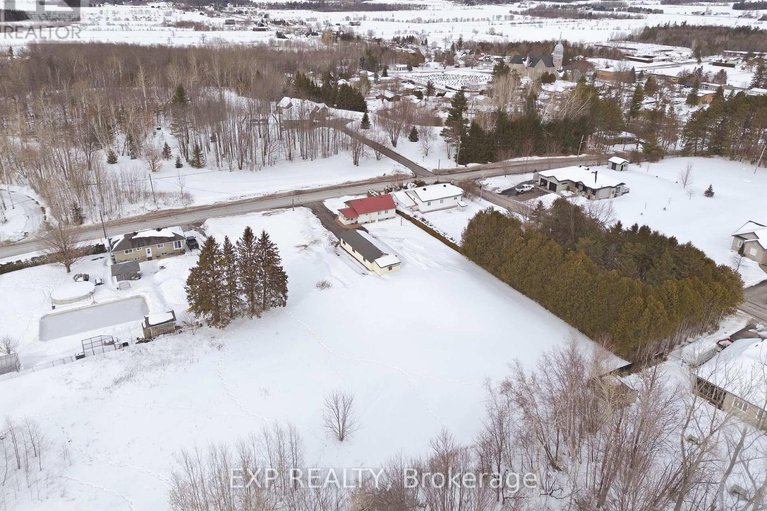 29393358/1776-labonte-street/clarencerockland-twp/clarence-rockland/ontario/K0A1N0_37