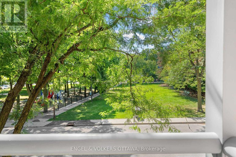 28851368/206-205-bolton-street/lower-townbyward-market/ottawa/ontario/K1N1K7_18