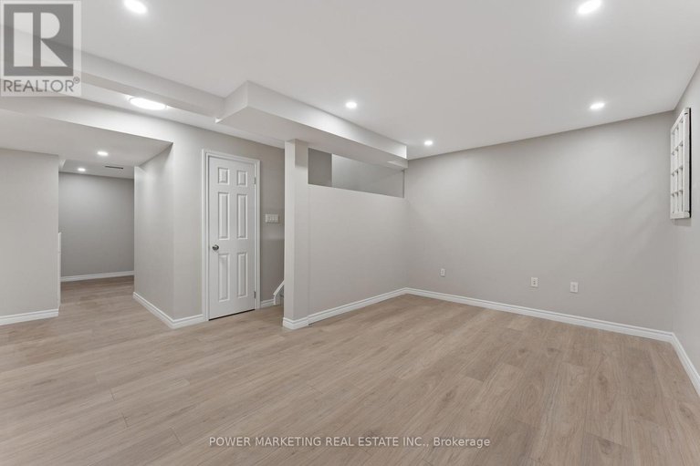 28515650/1566-feather-lane/sawmill-creektimbermill/ottawa/ontario/K1T1V4_22