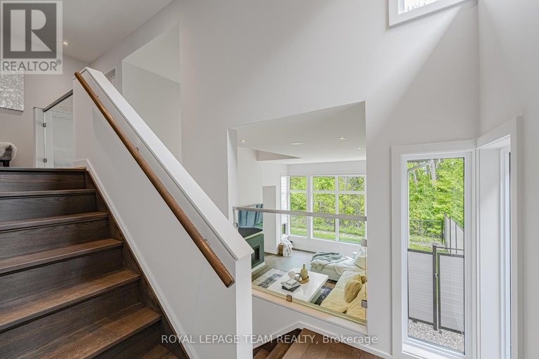 28358641/935-atrium-ridge/riverside-southgloucester-glen/ottawa/ontario/K4M0N9_27