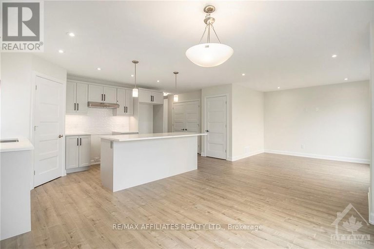 27359361/lot-46-falcon-lane/village-of-russell/russell/ontario/K4R1E5_4