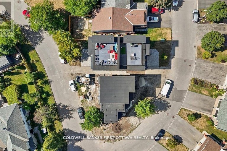 29638674/a-b-25-pennard-way/hunt-club-parkgreenboro/ottawa/ontario/K1T4C1_46