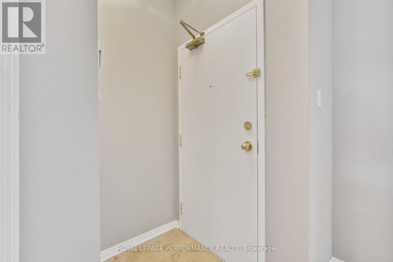 28731329/7-2086-valin-street/springridgeeast-village/ottawa/ontario/K4A0C1_43