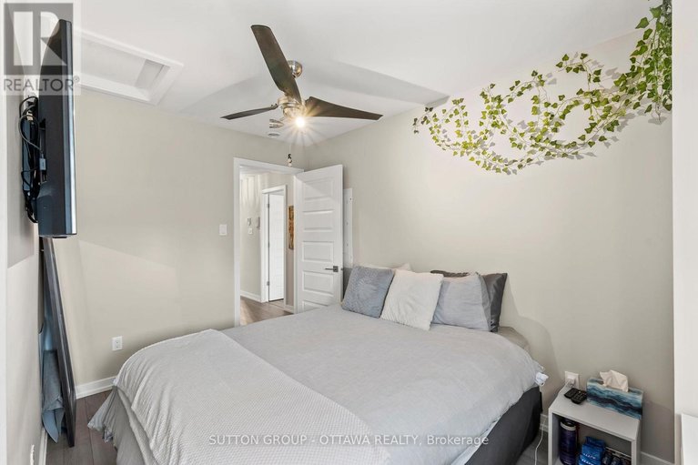 29586662/294-308-masters-lane/town-of-rockland/clarence-rockland/ontario/N1A2W1_27