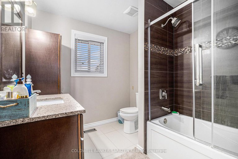 27915663/1059-flynn-avenue/fitzroy-ward-south-west/ottawa/ontario/K7S3G7_16