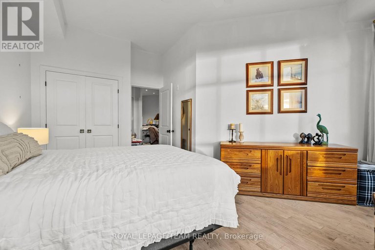 28889218/203-500-claridge-drive/longfields/ottawa/ontario/K2J3G5_15