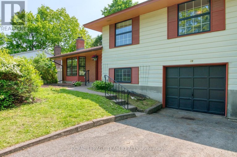 28412587/19-dayton-crescent/leslie-park/ottawa/ontario/K2H7N8_4