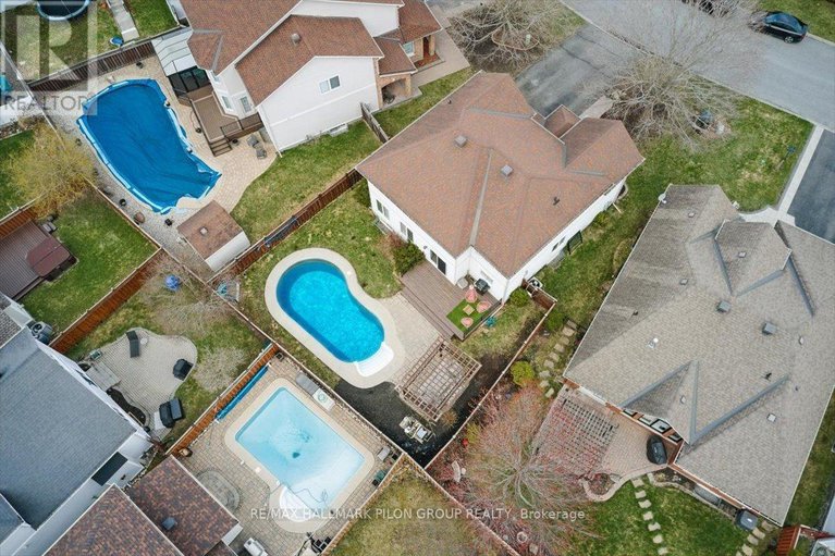 28377086/10-maybrook-place/barrhaven-east/ottawa/ontario/K2G6H6_3