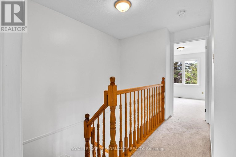28371665/17-1838-summerfields-crescent/chapel-hill/ottawa/ontario/K1C7B7_20