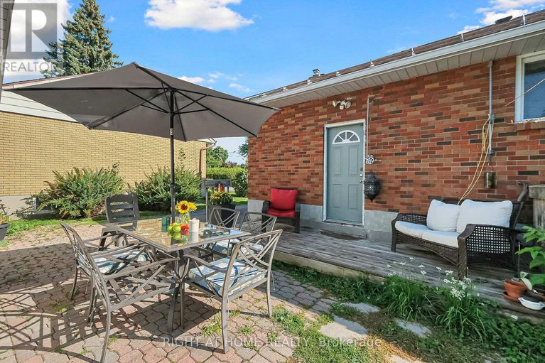 28854766/205-withrow-avenue/meadowlandsst-claire-gardens/ottawa/ontario/K2G2J8_8
