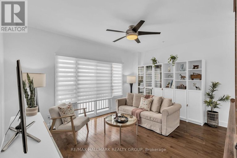 28335496/b301-124-guigues-avenue/lower-townbyward-market/ottawa/ontario/K1N5H7_23