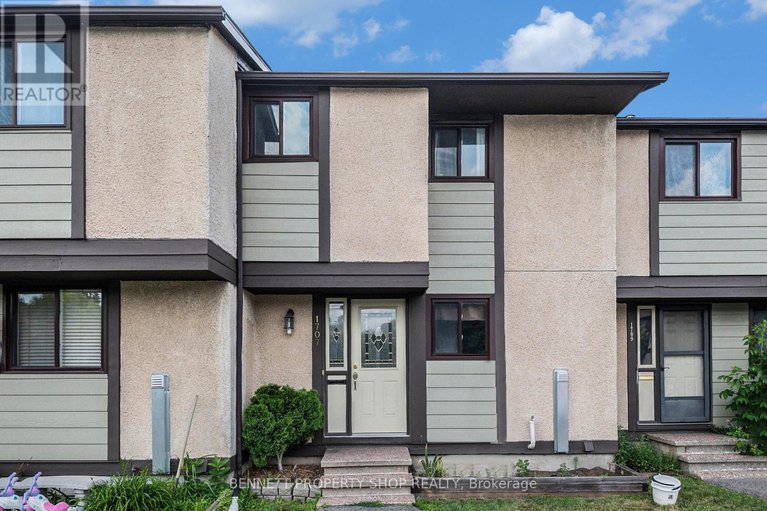 28615041/57-1707-meadowbrook-road/pineview/ottawa/ontario/K1B4W6_1