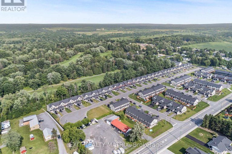 28611581/43-johanne-street/town-of-rockland/clarence-rockland/ontario/K4K0M3_31