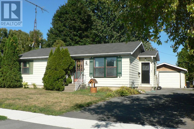 28820223/79-st-lawrence-street/ingleside/south-stormont/ontario/K0C1M0_1