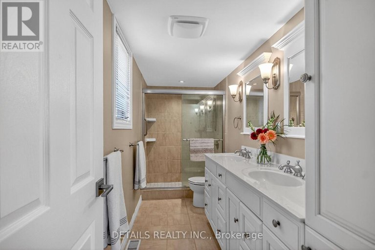 29471494/37-gillespie-crescent-n/hunt-club-woods/ottawa/ontario/K1V0C1_18