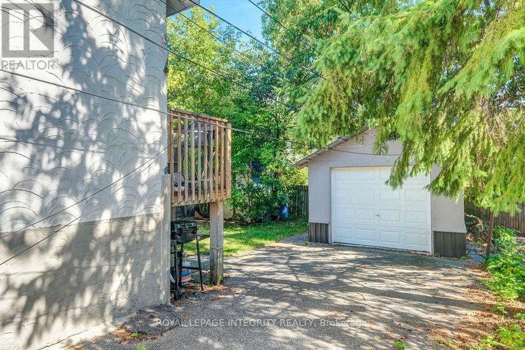 28983024/199-henderson-avenue/sandy-hill/ottawa/ontario/K1N7P7_12