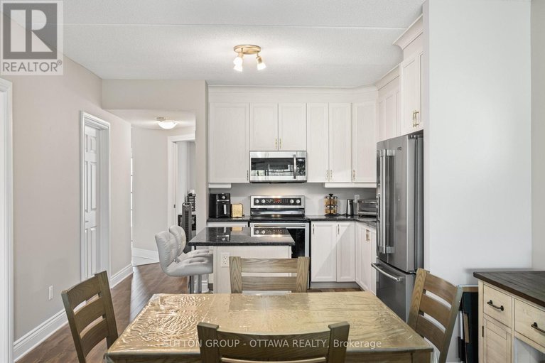 28851204/165-302-masters-lane/town-of-rockland/clarence-rockland/ontario/K4K0L3_13