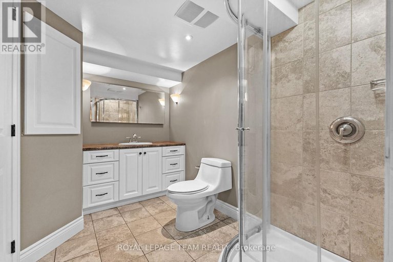 28884510/524-broadview-avenue/mckellarhighland/ottawa/ontario/K2A2L4_33