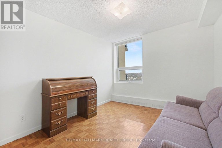 29401782/1402-665-bathgate-drive/carson-meadows/ottawa/ontario/K1K3Y4_15