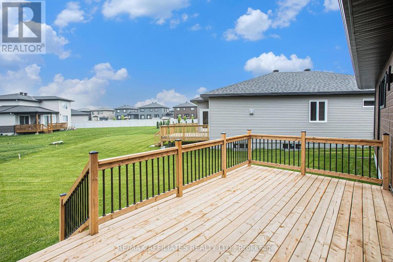 28174420/1353-diamond-street/clarencerockland-twp/clarence-rockland/ontario/K4K0M6_41