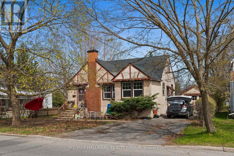 29030664/279285-pleasant-park-road/alta-vistafaircrest-heights/ottawa/ontario/K1H5M7_21