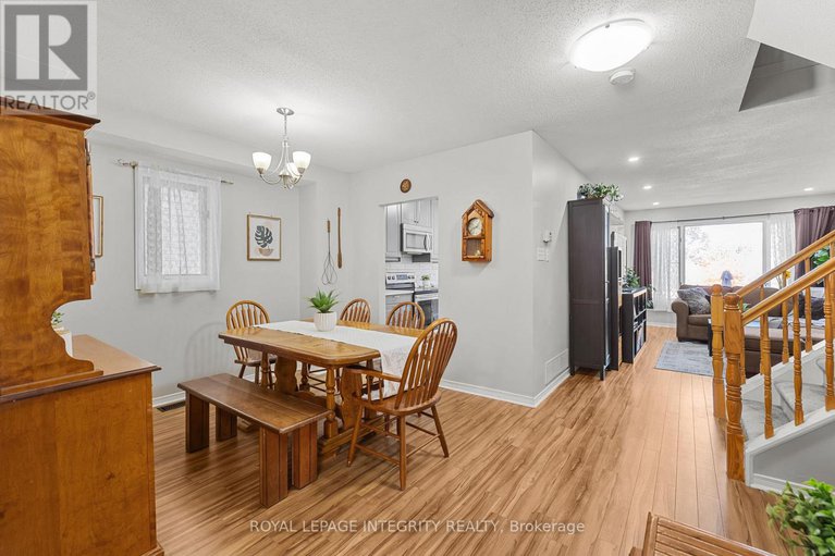 29209595/13-banchory-crescent/morgans-grantsouth-march/ottawa/ontario/K2K2V4_8