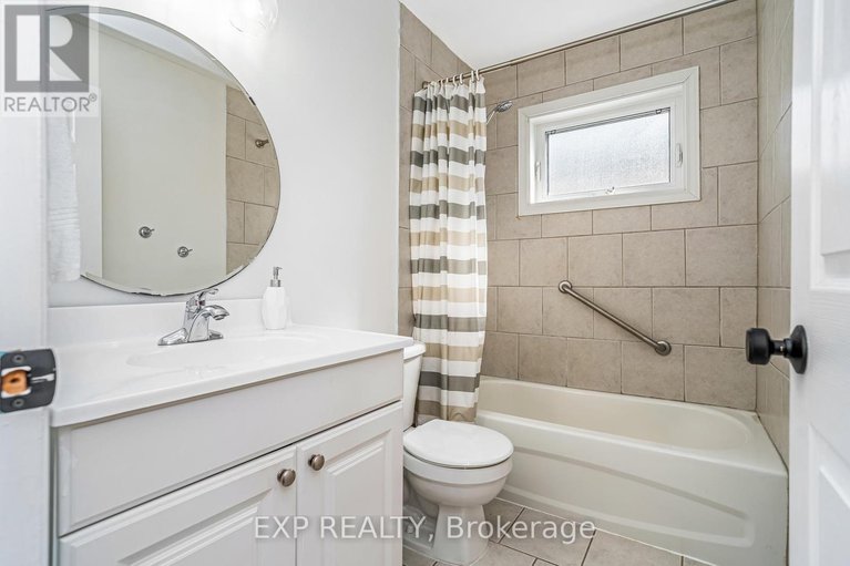 28801753/18-hawley-crescent/bridlewood/ottawa/ontario/K2M1T3_16