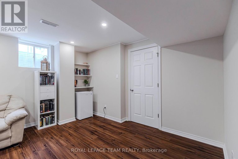 28629772/466-meadowhawk-crescent/half-moon-bay/ottawa/ontario/K2J5W7_35