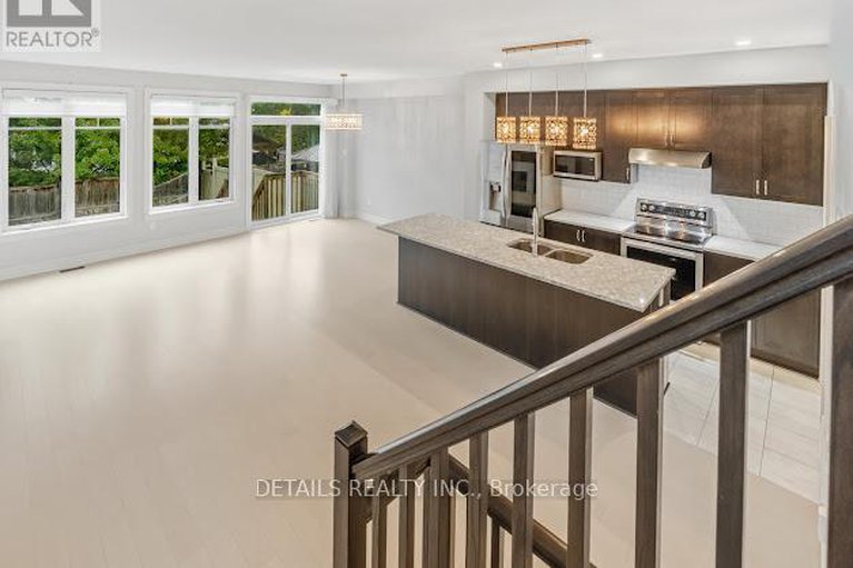 28683868/690-vivera-place/fringewood/ottawa/ontario/K2S2N1_18