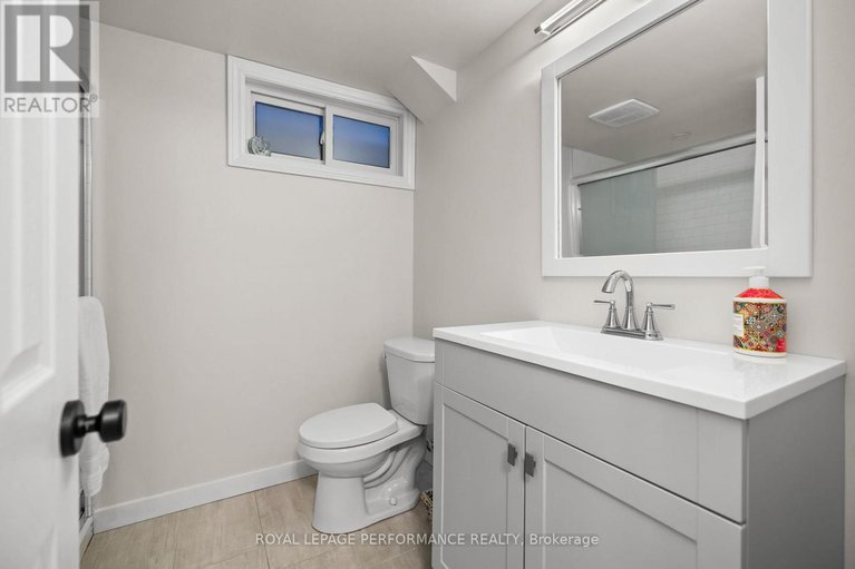 29278776/39-fielding-court/riverside-park-south/ottawa/ontario/K1V7H2_29