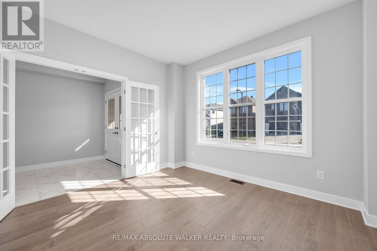 28939980/584-paakanaak-avenue/blossom-parkkemp-parkfindlay-creek/ottawa/ontario/K1X0J6_6