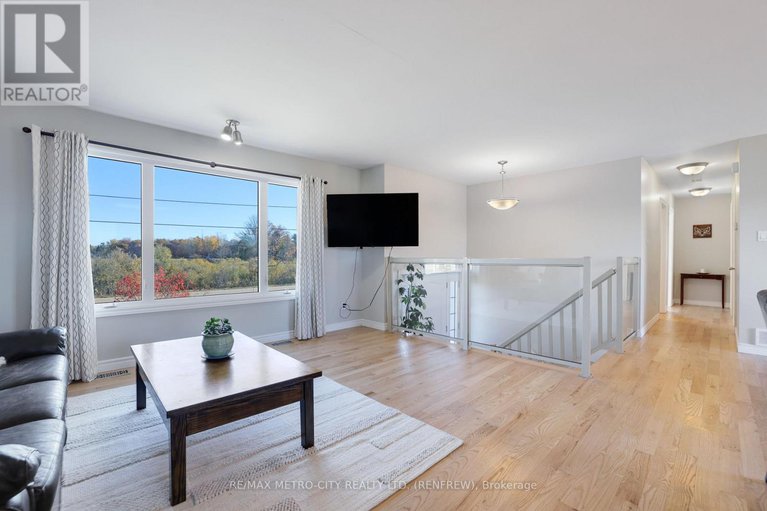 29007951/2431-eady-road/horton-twp/horton/ontario/K7V3Z6_10