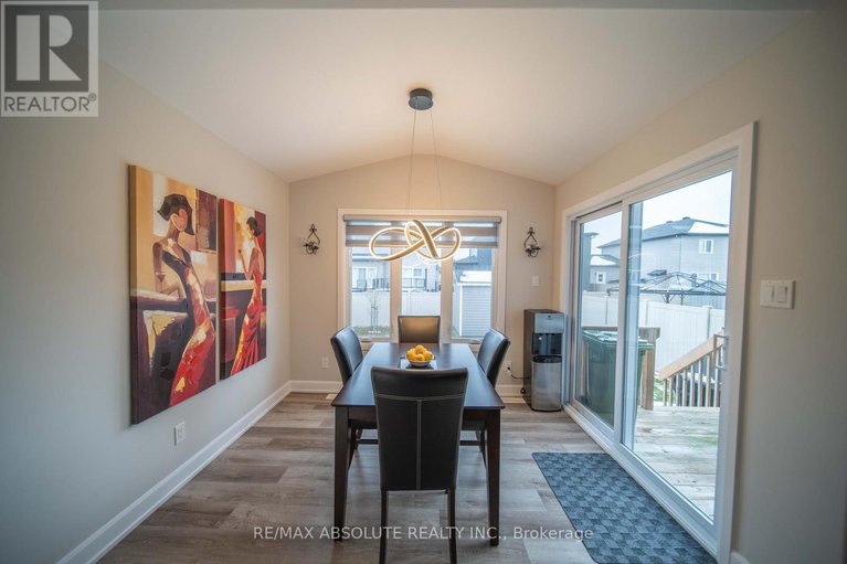 29115783/727-azure-street-n/village-of-russell/russell/ontario/K4R0E6_10