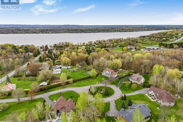 29094992/5-64-radstock-lane/champlain-twp/champlain/ontario/K6A2R2_40