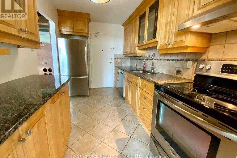 28841814/1708-665-bathgate-drive/carson-meadows/ottawa/ontario/K1K3Y4_13