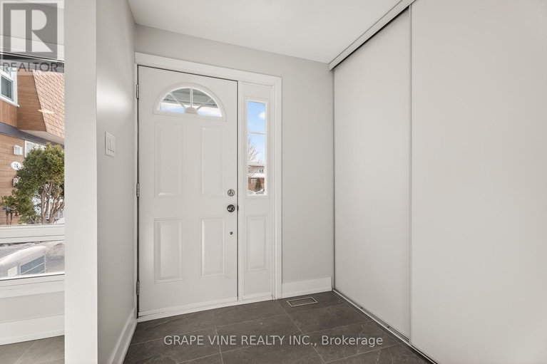 29454845/14-3565-downpatrick-road/windsor-park-village/ottawa/ontario/K1V8T3_4