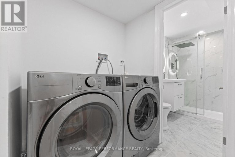 28864707/10-argue-drive/borden-farmstewart-farmcarleton-heightsparkwood-hills/ottawa/ontario/K2E6S1_21